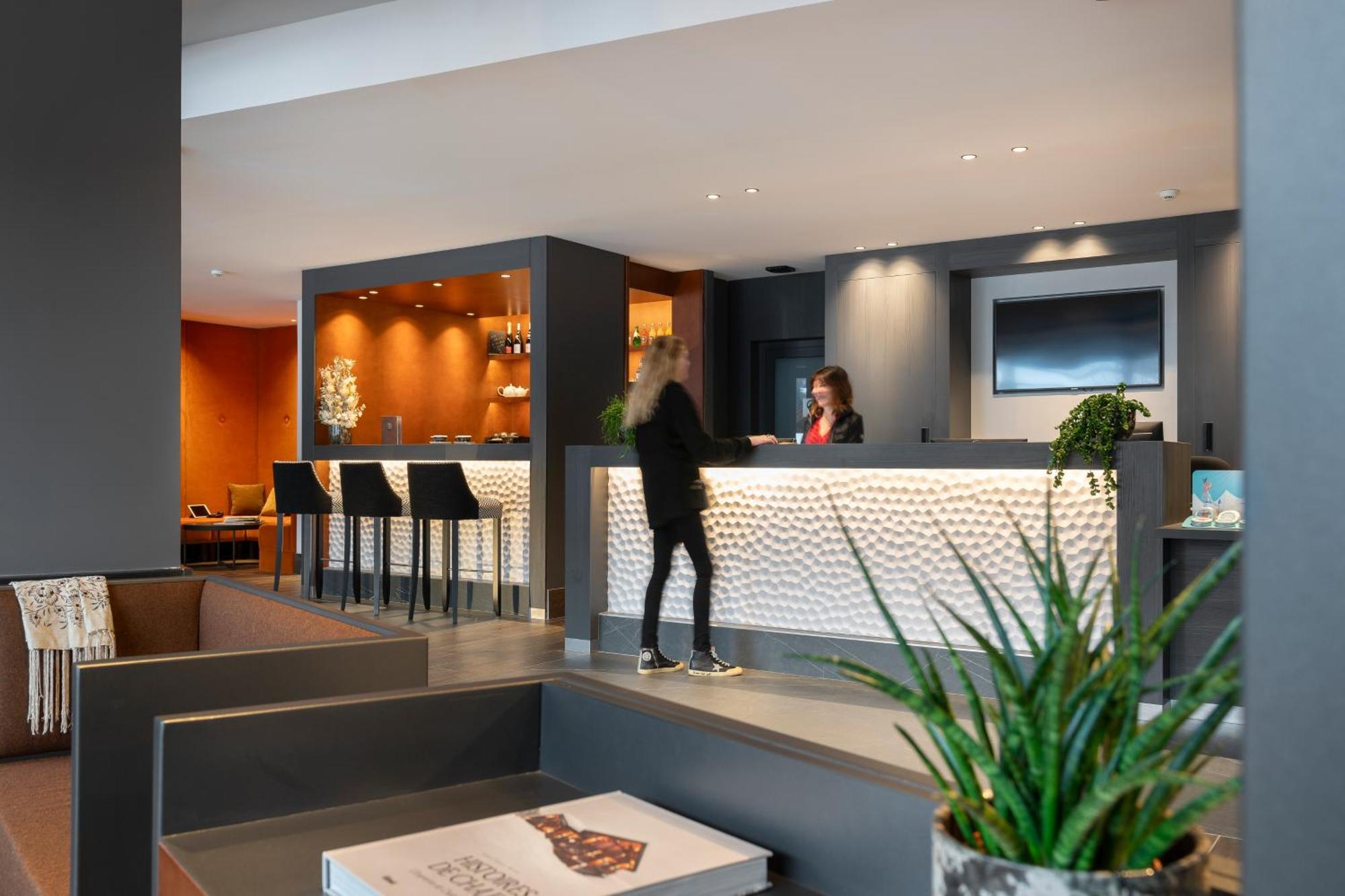 Mgm Hotels & Residences - Residence Chalets Laska 莱孔塔米讷蒙茹瓦 外观 照片